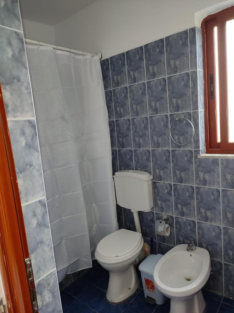 Guest House Eloid Берат Екстериор снимка